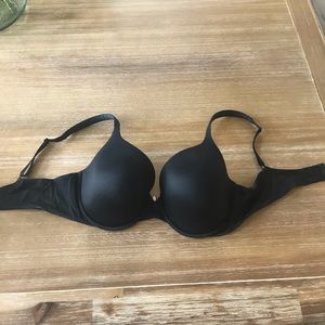 Victoria’s Secret Lined Perfect Coverage Bra 36D